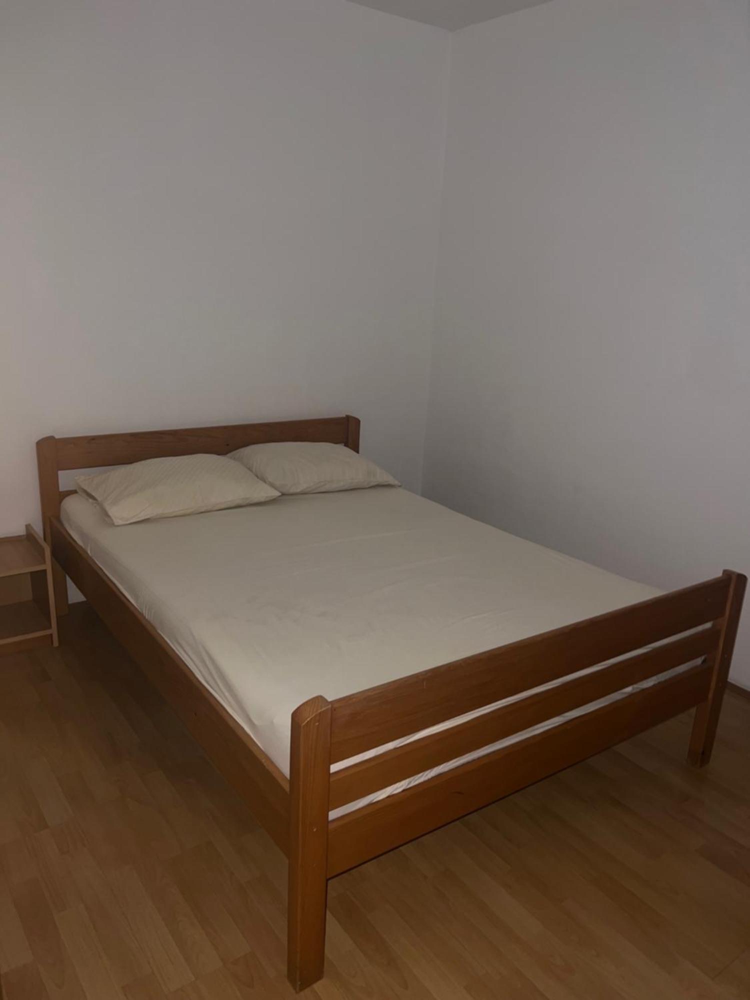 נובליה Apartments Svekric מראה חיצוני תמונה