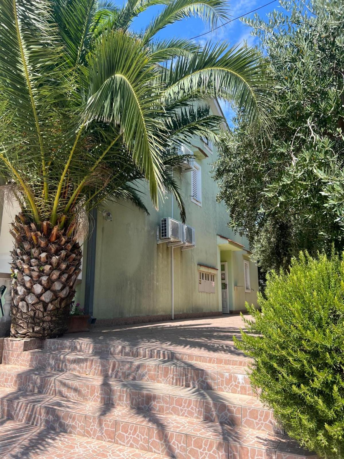 נובליה Apartments Svekric מראה חיצוני תמונה